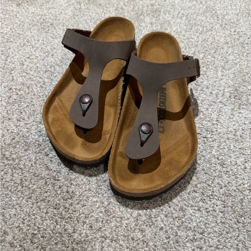 Birkenstock Gizeh Women's size 39